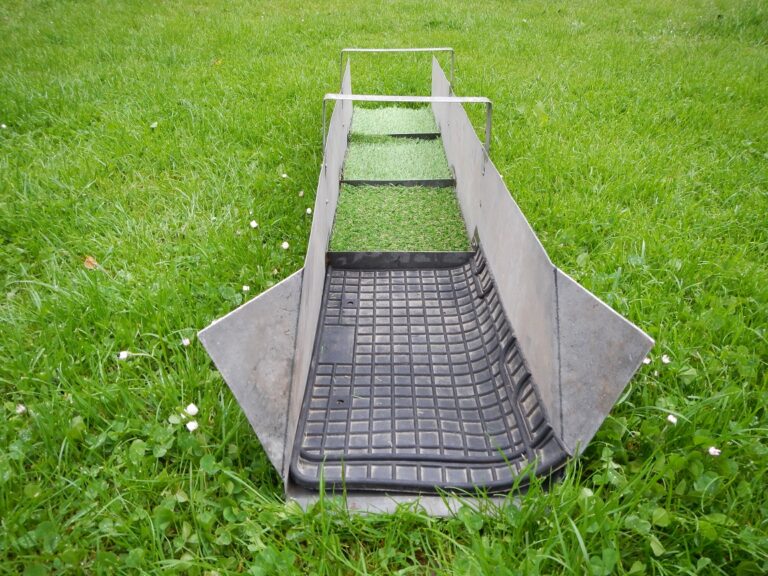 Rýžovací spalv nebo také žlab podomácku vyrobený.